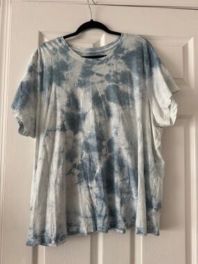 Lucky Brand Light Blue Tie-Dye Crew Neck Tee